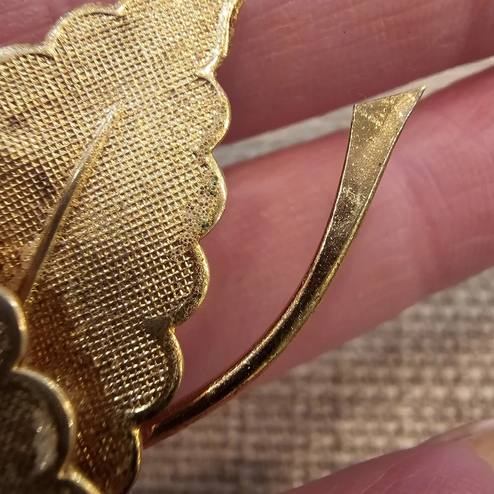 Vintage West Germany Mid Century goldtone leaf brooch w/ Aurora Borealis Stones